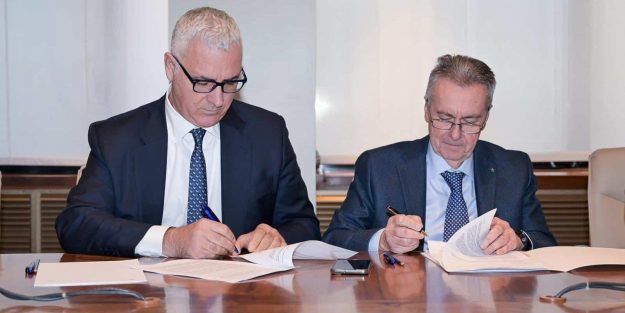 Cuzzilla_Marchesini_firma-CCNL-industria-e1731576353593-1600×800